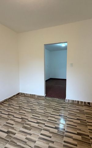 Casa para alugar com 43m², 1 quarto e 1 vagaQuarto