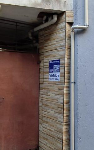 Casa à venda com 250m², 4 quartos e sem vagaPlaquinha