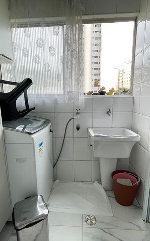 Apartamento à venda com 69m², 3 quartos e 1 vagaÁrea de Serviço