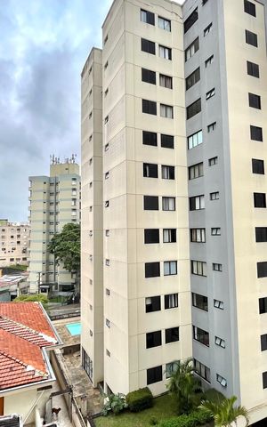 Apartamento à venda com 37m², 2 quartos e sem vaga Apartamento à venda com 37m², 2 quartos e sem vagaVaranda