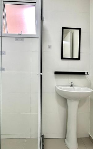 Apartamento à venda com 37m², 2 quartos e sem vaga Apartamento à venda com 37m², 2 quartos e sem vagaBanheiro