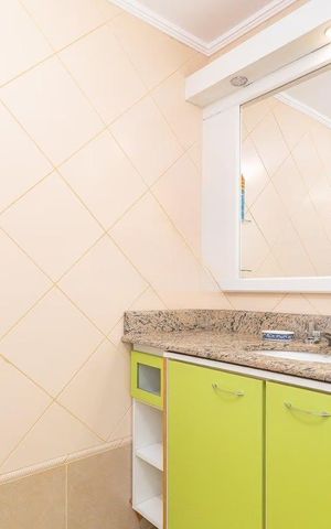 Casa de condomínio para alugar com 223m², 3 quartos e 2 vagas Casa de condomínio para alugar com 223m², 3 quartos e 2 vagasBanheiro 1