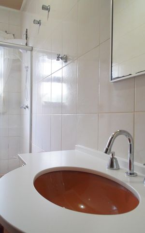 Casa para alugar com 177m², 6 quartos e 3 vagasBanheiro 1