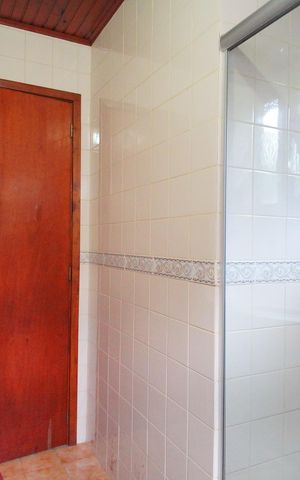Casa para alugar com 177m², 6 quartos e 3 vagasBanheiro 2