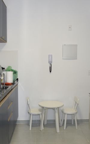 Apartamento para alugar com 84m², 2 quartos e 2 vagasCozinha
