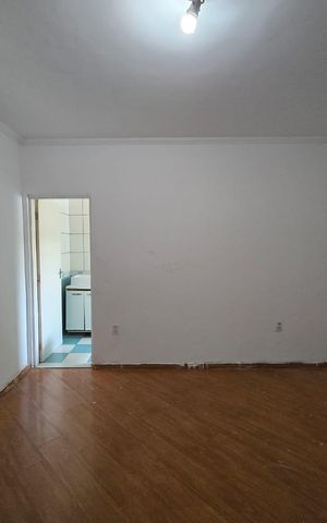 Casa à venda com 157m², 2 quartos e 2 vagas Casa à venda com 157m², 2 quartos e 2 vagasSuíte