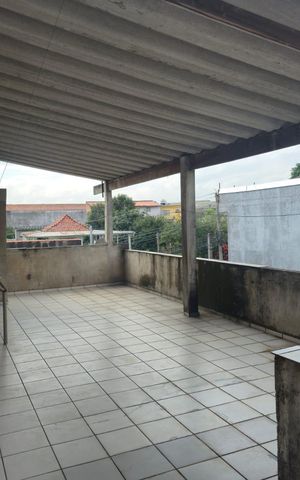 Casa à venda com 157m², 2 quartos e 2 vagas