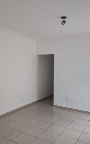 Casa à venda com 157m², 2 quartos e 2 vagas Casa à venda com 157m², 2 quartos e 2 vagasSala