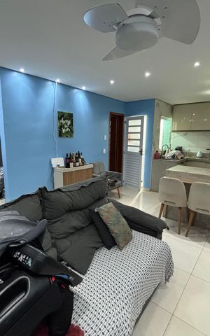 Casa à venda com 210m², 3 quartos e 2 vagas Casa à venda com 210m², 3 quartos e 2 vagasSala
