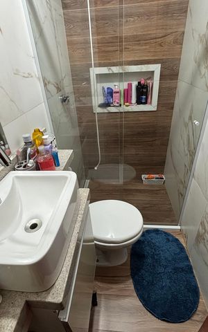 Casa à venda com 210m², 3 quartos e 2 vagas Casa à venda com 210m², 3 quartos e 2 vagasBanheiro da Suíte 2