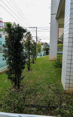 Apartamento à venda com 95m², 4 quartos e 2 vagasÁrea externa