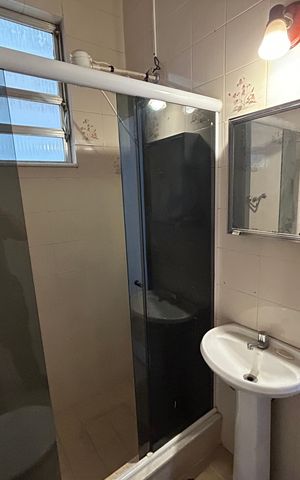 Apartamento para alugar com 49m², 2 quartos e sem vagaBanheiro