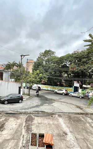 Casa à venda com 157m², 3 quartos e 2 vagas Casa à venda com 157m², 3 quartos e 2 vagasVista do Quarto 2