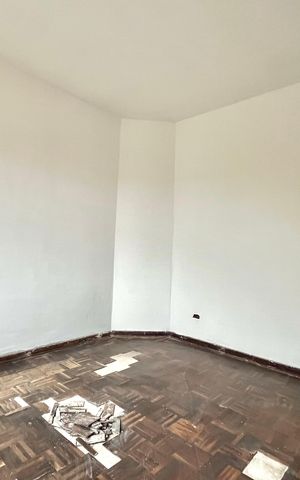 Casa à venda com 157m², 3 quartos e 2 vagas Casa à venda com 157m², 3 quartos e 2 vagasSuite