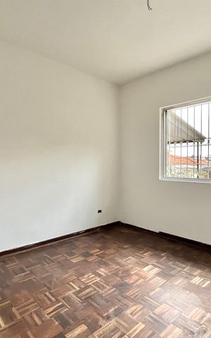 Casa à venda com 157m², 3 quartos e 2 vagas Casa à venda com 157m², 3 quartos e 2 vagasQuarto 2