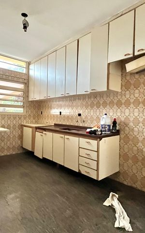 Casa à venda com 157m², 3 quartos e 2 vagas Casa à venda com 157m², 3 quartos e 2 vagasCozinha