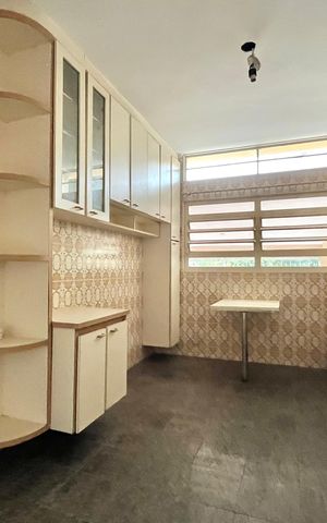 Casa à venda com 157m², 3 quartos e 2 vagas Casa à venda com 157m², 3 quartos e 2 vagasCozinha