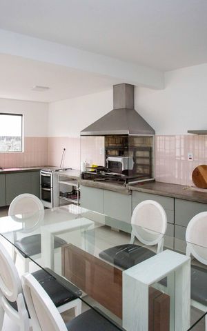 Casa à venda com 300m², 3 quartos e 2 vagasCozinha