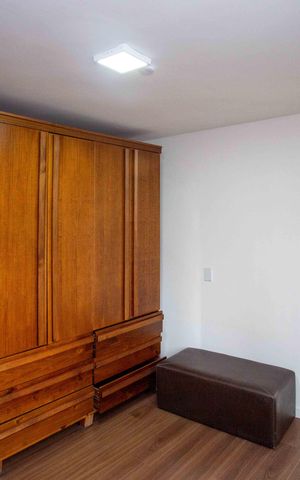 Casa à venda com 300m², 3 quartos e 2 vagasCloset da suíte