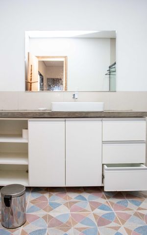 Casa à venda com 300m², 3 quartos e 2 vagasBanheiro da Suíte