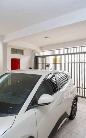 Casa à venda com 300m², 3 quartos e 2 vagasGaragem