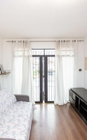 Casa à venda com 300m², 3 quartos e 2 vagasSala