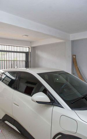 Casa à venda com 300m², 3 quartos e 2 vagasGaragem
