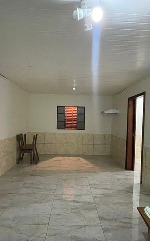 Casa para alugar com 75m², 2 quartos e sem vaga
