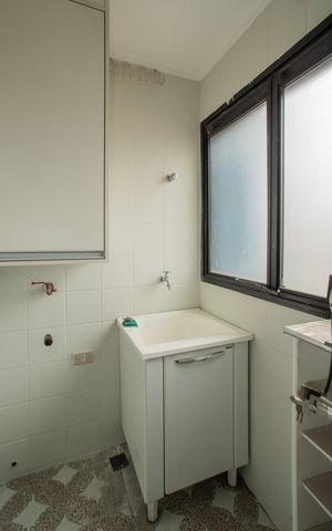 Apartamento à venda com 112m², 2 quartos e 2 vagas Apartamento à venda com 112m², 2 quartos e 2 vagasÁrea de Serviço