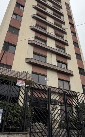 Apartamento à venda com 124m², 2 quartos e 2 vagasFachada