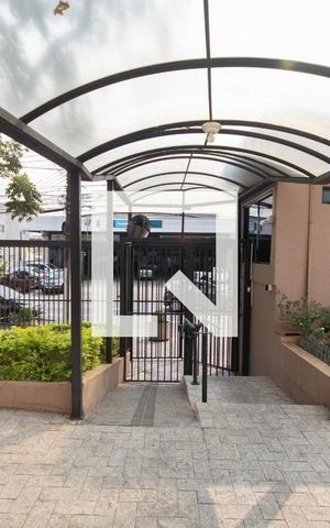 Apartamento para alugar com 33m², 1 quarto e 1 vaga Apartamento para alugar com 33m², 1 quarto e 1 vagaEntrada