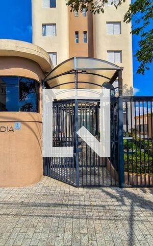 Apartamento para alugar com 33m², 1 quarto e 1 vaga Apartamento para alugar com 33m², 1 quarto e 1 vagaFachada
