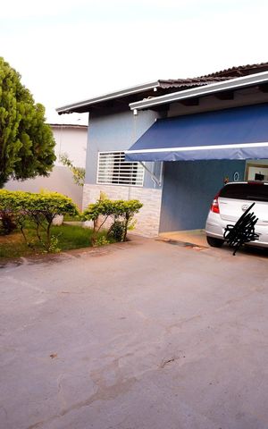 Casa à venda com 300m², 4 quartos e 4 vagas
