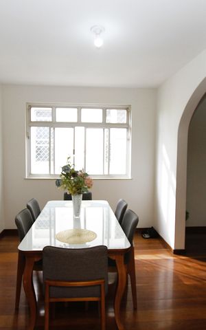 Apartamento à venda com 170m², 4 quartos e 4 vagasCopa