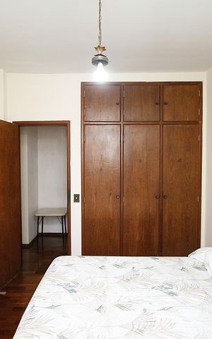 Apartamento à venda com 170m², 4 quartos e 4 vagasQuarto 2