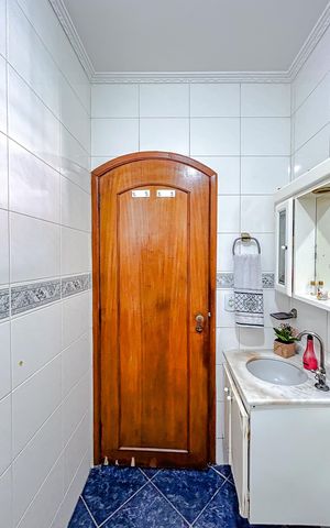 Casa à venda com 150m², 2 quartos e 2 vagasBanheiro