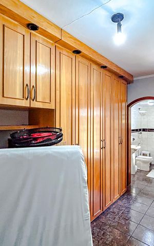 Casa à venda com 150m², 2 quartos e 2 vagasQuarto 2 - Suíte