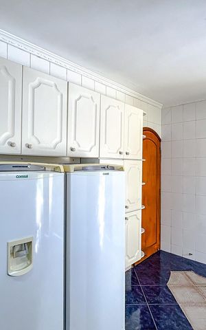 Casa à venda com 150m², 2 quartos e 2 vagasCozinha