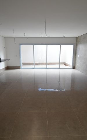 Casa de condomínio à venda com 245m², 3 quartos e 2 vagasSala