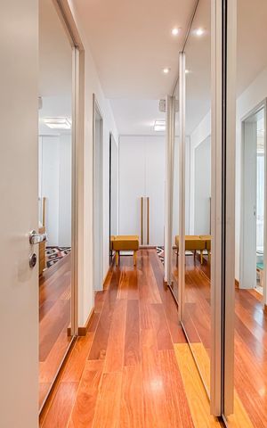 Apartamento à venda com 199m², 3 quartos e 3 vagas Apartamento à venda com 199m², 3 quartos e 3 vagasSuíte Master