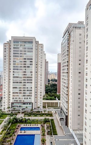 Apartamento à venda com 243m², 4 quartos e 4 vagasVista da Suíte