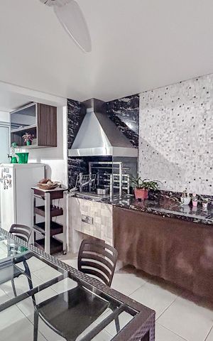 Apartamento à venda com 243m², 4 quartos e 4 vagasVaranda