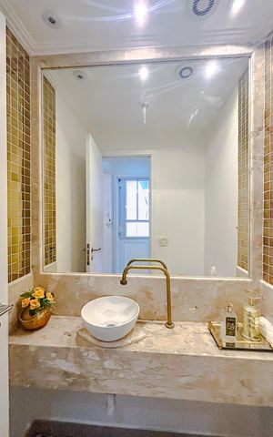 Apartamento à venda com 243m², 4 quartos e 4 vagasLavabo