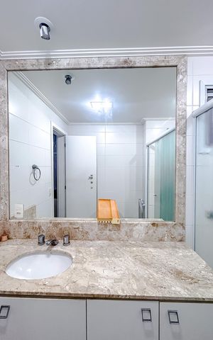 Apartamento à venda com 243m², 4 quartos e 4 vagasBanheiro da Suíte 4