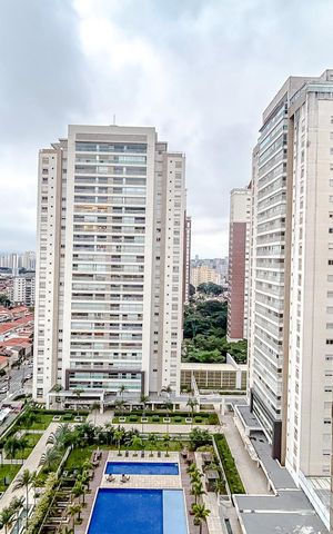 Apartamento à venda com 243m², 4 quartos e 4 vagasVista da Suíte