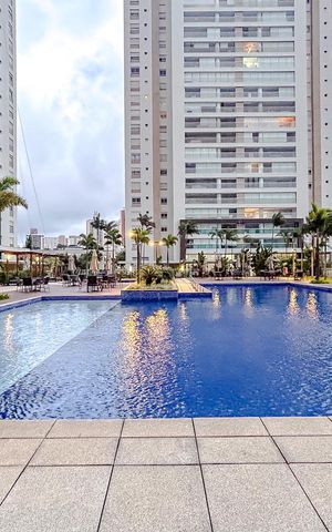 Apartamento à venda com 243m², 4 quartos e 4 vagasÁrea comum - Piscina