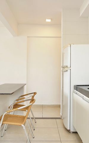 Apartamento à venda com 65m², 2 quartos e 2 vagas Apartamento à venda com 65m², 2 quartos e 2 vagasCozinha e Área de Serviço