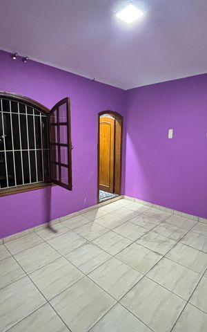 Casa à venda com 369m², 3 quartos e 2 vagasQuarto 4
