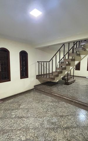 Casa à venda com 369m², 3 quartos e 2 vagasSala de Jantar