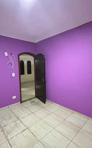 Casa à venda com 369m², 3 quartos e 2 vagasQuarto 4
